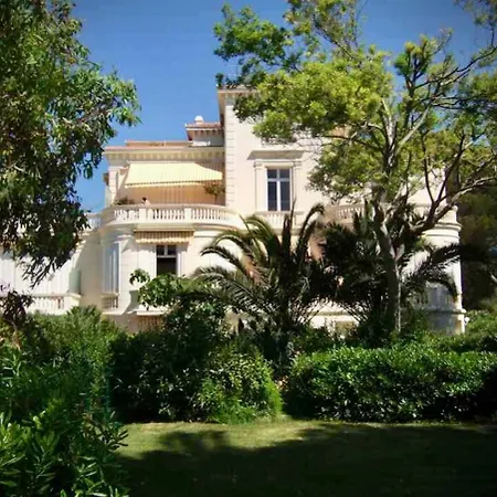 Yugen Palladio - Fully Renovated On A Prime Location, Direct Access, Heated Pool, Private Terrace & Patio, Private Parking Lot Appartement Saint-Raphaël
