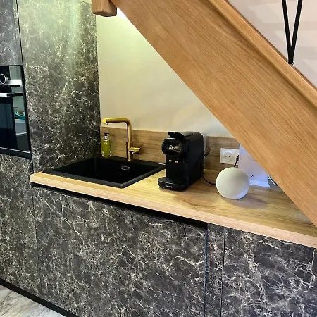 Appartement Yugen Palladio - Fully Renovated On A Prime Location, Direct Access, Heated Pool, Private Terrace & Patio, Private Parking Lot *